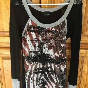 Womens Buckle shirt size Medium